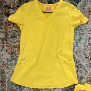 Ava Theresa brights yellow scrub set xs